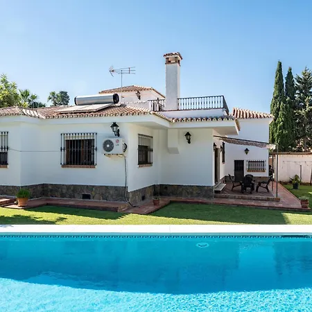 Con Piscina En Churriana * Málaga